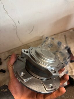 2x lozisko kola bmw e90 - 2