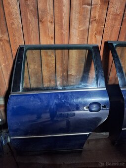 VW Passat B5 / B5.5 skla dveří - 2