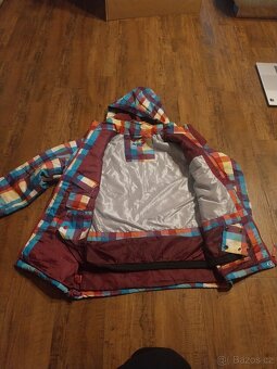 Dívčí zimní bunda na lyže nebo SNB - 2