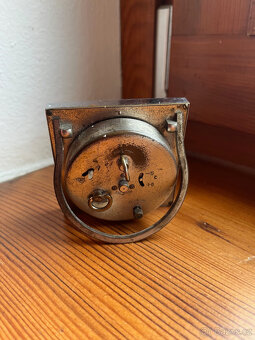 budík zn. Mauthe - 2