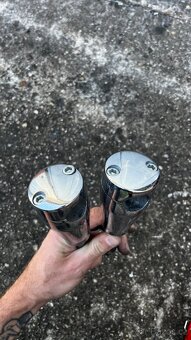 Highway Hawk risery - 2