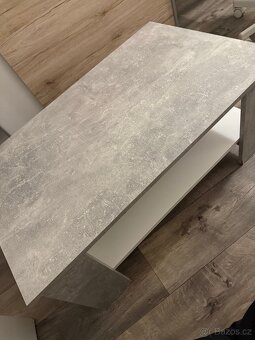 Konferenční stůl - 2