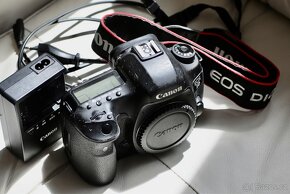 Canon EOS 5D Mark III - 2