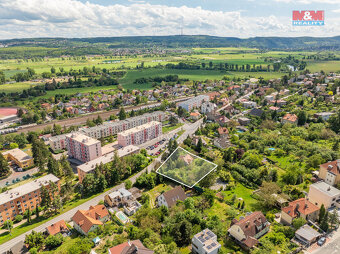 Prodej ideální 1/2 pozemku k bydlení, 1935 m² - 2