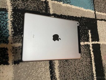 Apple Ipad 5. generace 128gb - 2