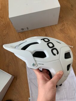 Helma poc tectal - 2