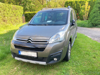CITROEN BERLINGO 1,6HDI 88KW 2016 NEPOJÍZDNÝ - 2