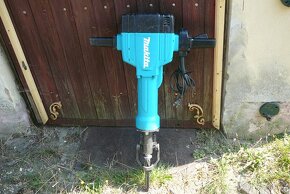 bourací kladivo makita - 2