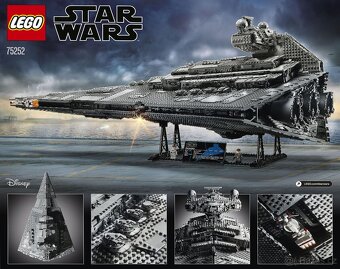 LEGO 75252 UCS Imperial Star Destroyer - 2