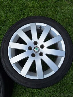 Alu r17 5x112 225/45/r17 Škoda octavia II - 2