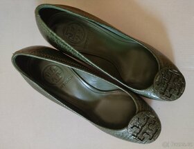 Lodičky na klínku Tory Burch, olivová kůže vel. 36 - 2