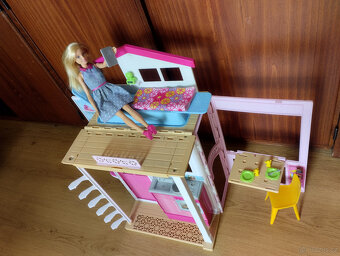 Domeček pro panenky Barbie GXC00 - 2