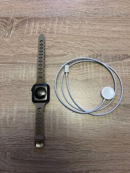 Apple watch SE 44mm - 2