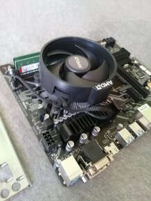 Gigabyte B450M S2H+AMD Ryzen3 2200G+8GB DDR4 - 2