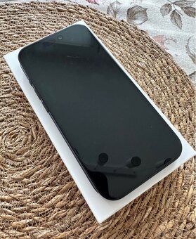 iPhone 15 - 2