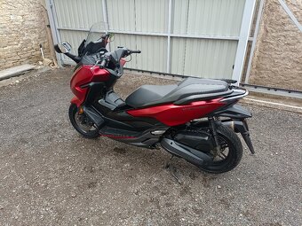 Honda Forza 125i CZ doklady v ceně - 2