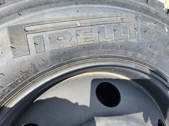 Záběrové pneu pirelli 265/70r19,5 - 2