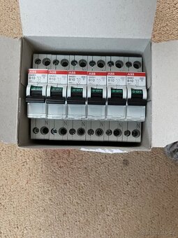 Jistič 1P+N ABB sn201b10 2CSS255101R0105 - 2