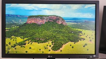 Monitor LG27EB22PY - 2