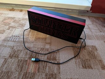 Dekorativní lampička Stranger things - 2