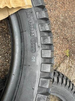 Cafe racer / Scrambler pneu Shinko SR241 4x00" 18 - 2