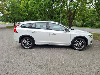 Volvo V60 CC, D4 - 140 kW, ODPOČET DPH - 2