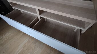 TV stolek Besta - Ikea - 2
