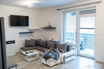 Prodej bytu 1+kk, 53 m2 včetně terasy + garážové stání Mlad - 2