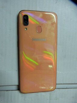 Samsung galaxy A40 - 2