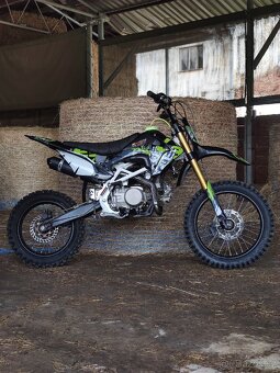 Pitbike YX140 Ultimate Scorpion 17x14 - 2