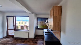 Pronájem bytu 2+1 (60 m²) – Slunečná ul., Dvůr Králové nad L - 2