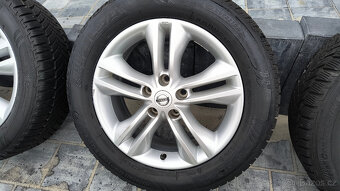17 originál 5x114,3 NISSAN Qashqai zimní 215/60 R17 - 2