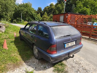 Mercedes Benz C - 2
