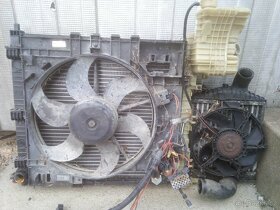 Mercedes benz Vito w638 novy chladic vody behr - 2