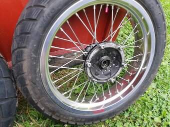 Yamaha XT 600 motardová kola - 2