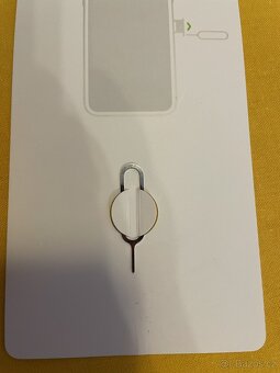 Apple/sluchátka, jehla, redukce/NOVÉ - 2