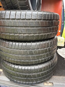 215/65r16C Hankook nove - 2