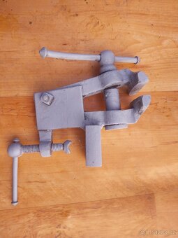 Svěrák - malý kovářský - 2