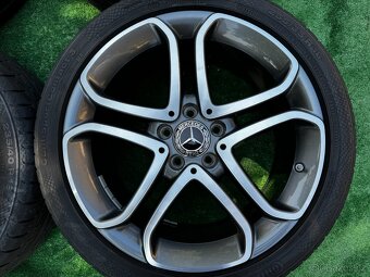 Originál alu kola Mercedes W207 5x112 R18 letní - 2