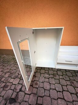 Prodáváme obývací stěnu (TV set) - 2 sady - 2