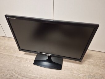 Monitor LG IPS235V - Full HD, IPS, 23" - 2