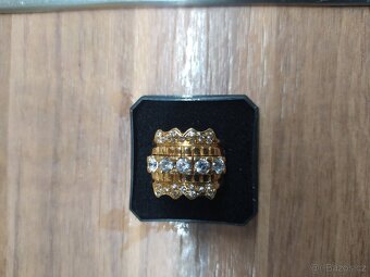 Dámský zlatý luxusní prsten - 2