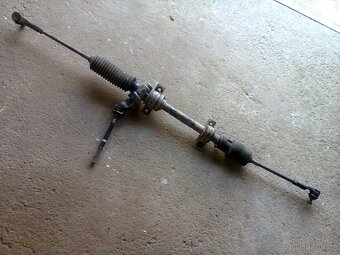 N. D. na Nissan Micra K10 - 2