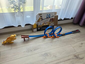 Hotweels dráha T-REX attack - 2