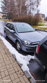 Na náhradní díly nebo opravu - 2