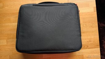 Brašna na notebook Belkin pro 15,6" - 2