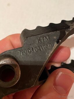 Originál Stupačky KTM - 2