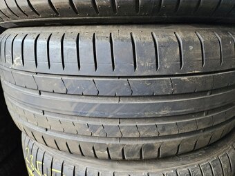 235/50R19 - 2