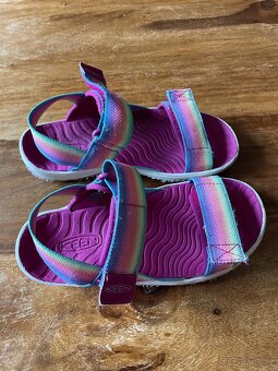 Keen sandály vel. 31 - 2