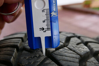 Celoroční Barum 195/60 R15 Quartaris - 2